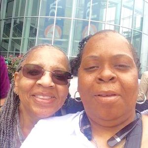 Meet your Posher, Ellen